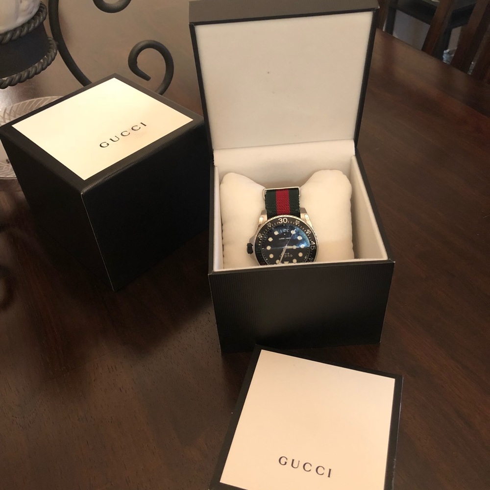 Men’s Authentic Gucci Watch